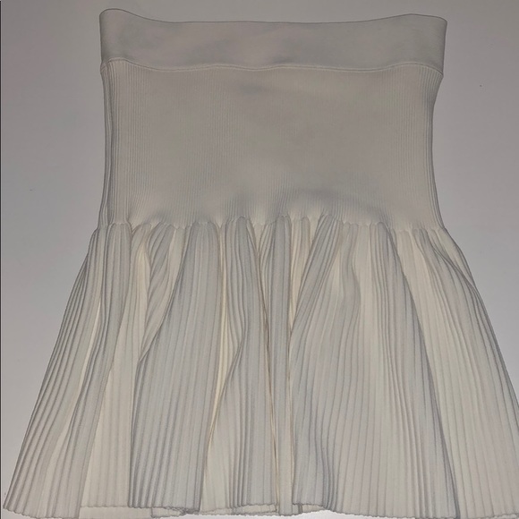 BCBG Maxaria A Line Skirt! Like new! - Picture 1 of 4